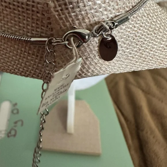 Lia Sophia retired piece. "Hydrilla" New with tags. Perfect condition. - Picture 5 of 6